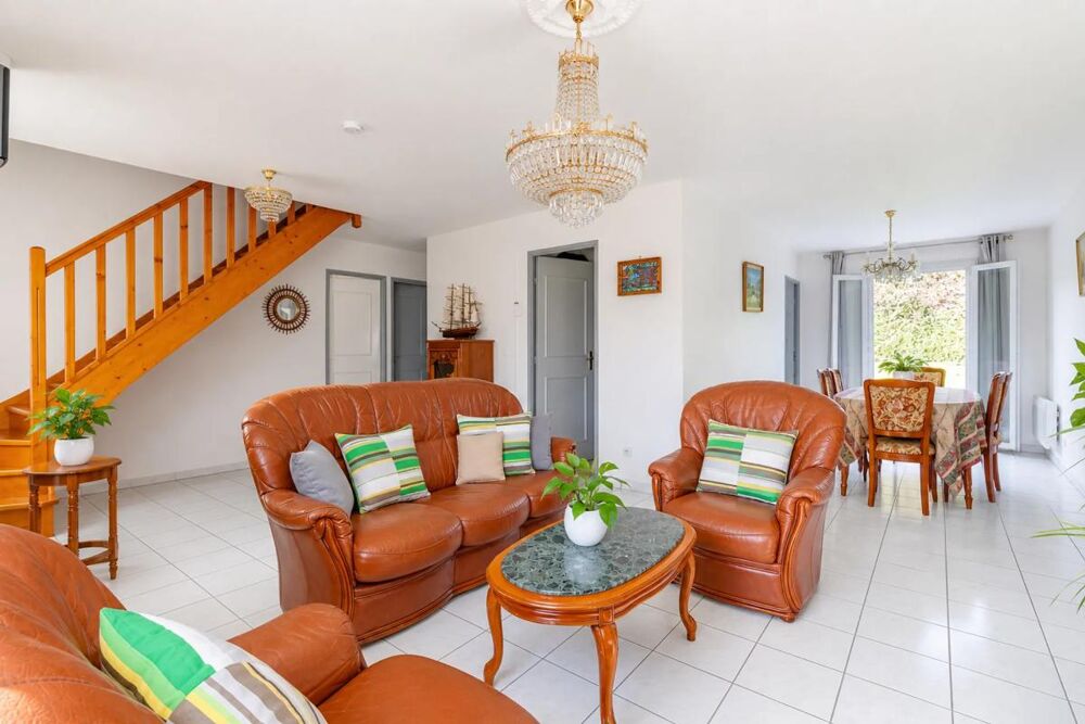 Vente Maison Maison de 7 pièces de 125 m² située à Goussainville Goussainville