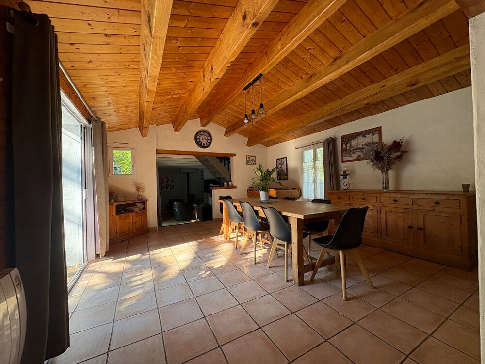 PORT JOINVILLE A PIED