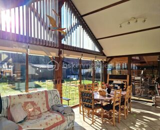  Propriété/château à vendre 8 pièces 230 m²