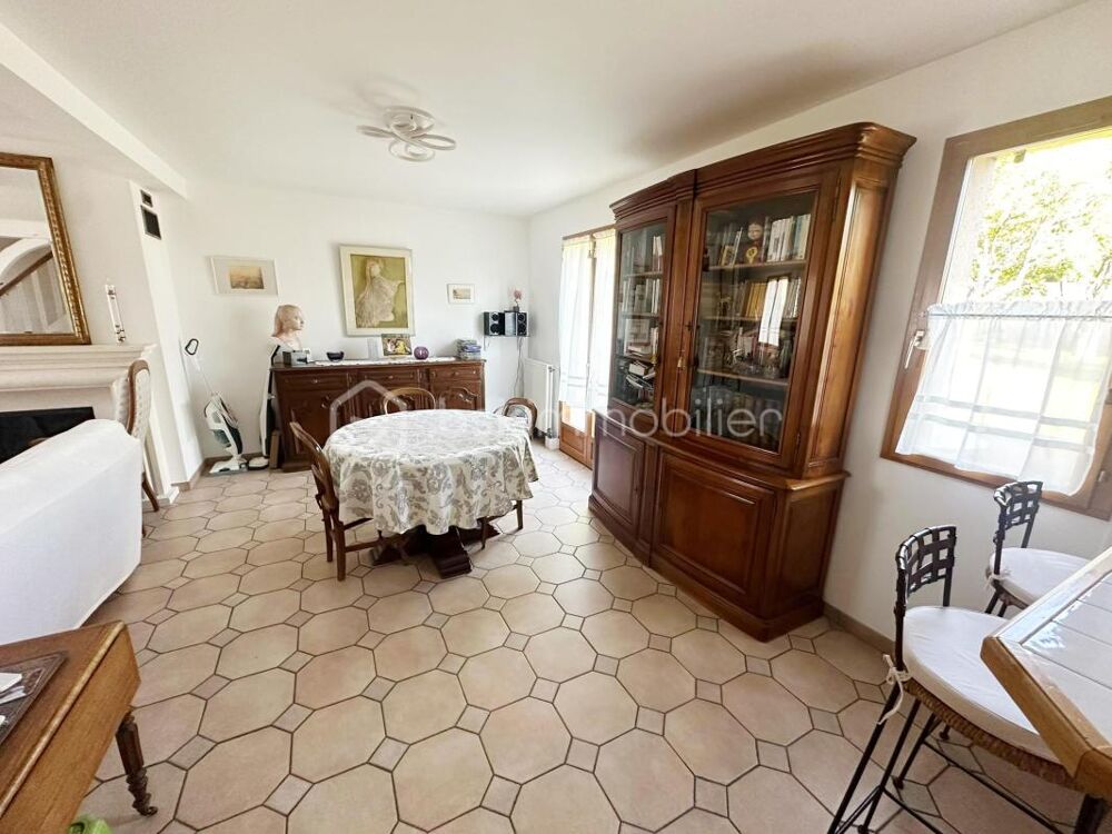 Vente Maison Maison familiale au calme avec grand terrain plat de plus de 1 000 m² Berthecourt