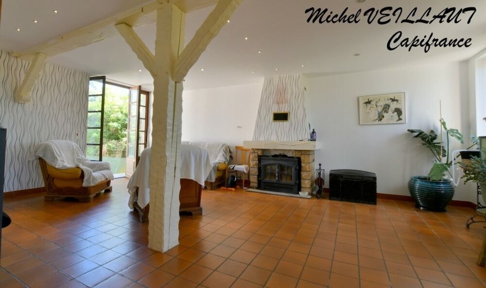 Maison à vendre 10 pièces, 240 m², BESSAY SUR ALLIER (03), 5 chambres, garages, terrain 7029 m²