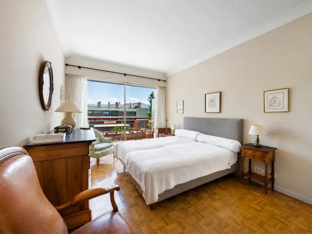 T5 150 m² - Dernier étage - Prado / Saint Giniez - Marseille 8e