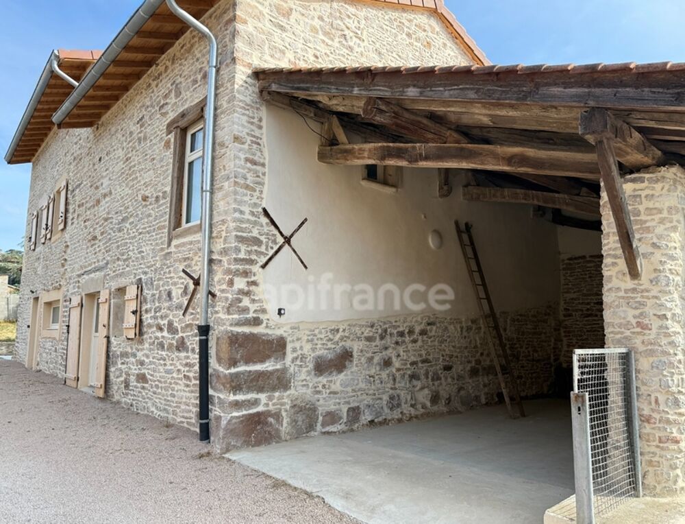 Le charme de lancien, le confort du moderne  Maison rénovée de 124 m² à Saint-Maurice-de-Satonnay