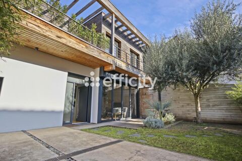   Villa Villa - 6 pi�ce(s) - 145 m�