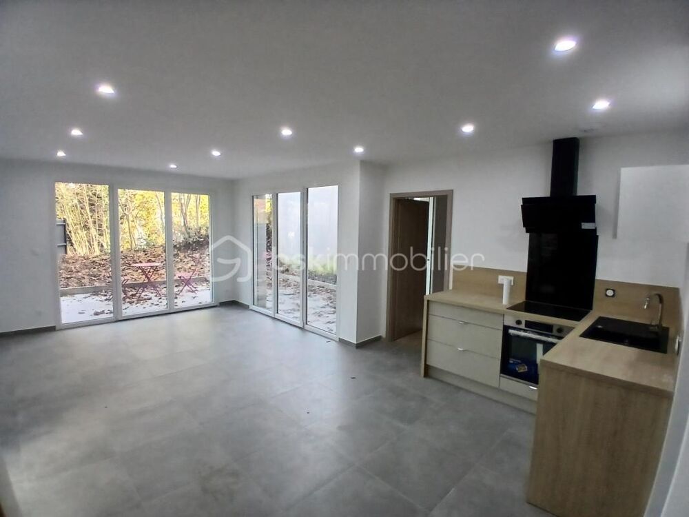 Vente Appartement DANS MAISON, TRES BELLE APPARTEMENT T3 NEUF  EN DERNIER ETAGE AVEC TERRASSE ET VUE PANORAMIQUE Champvans les moulins
