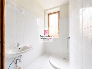  Maison à vendre 12 pièces 621 m²