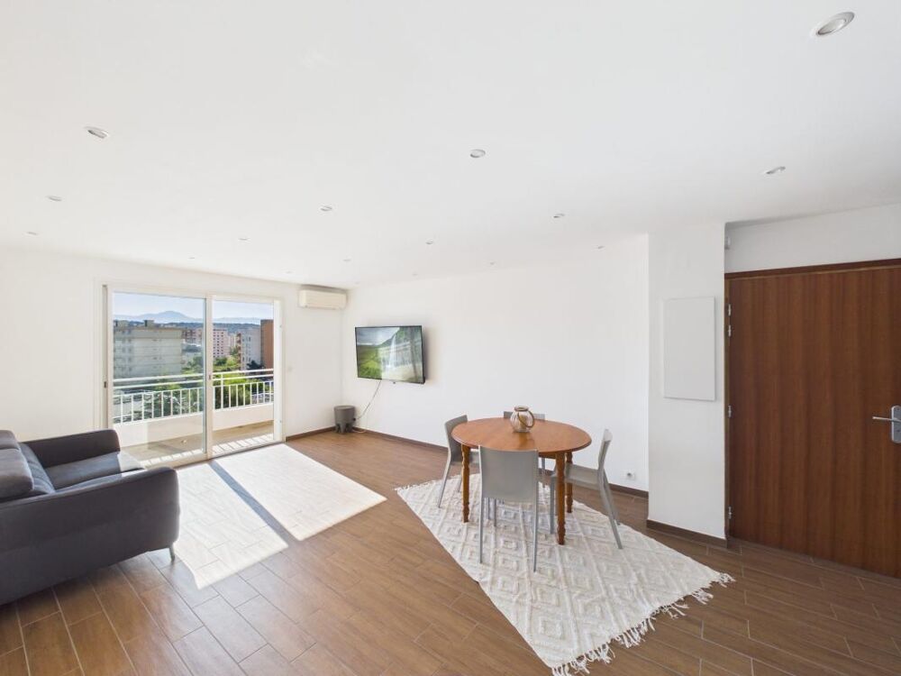 Vente Appartement A VENDRE F3 RENOVE AVEC TERRASSE FINOSELLO Ajaccio