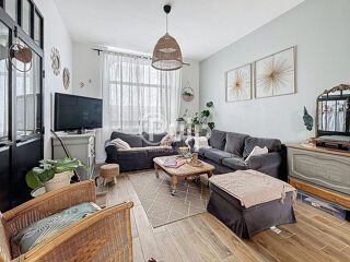  Maison � vendre 10 pi�ces 180 m�