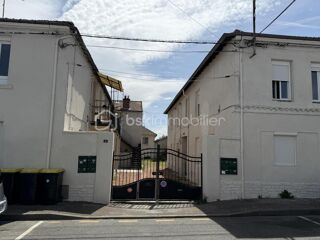  Immeuble à vendre 15 + pièces 420 m²