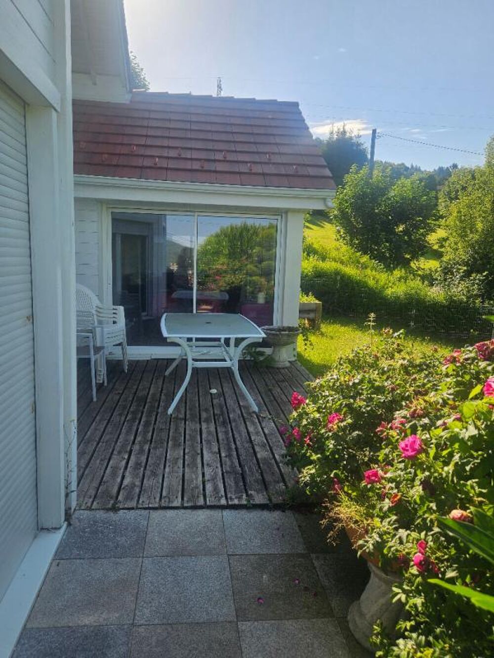Vente Maison Gérardmer - Chalet pièce de vie vue lac, 4 chambres, 2 garages  151 m²  DPE C Gerardmer