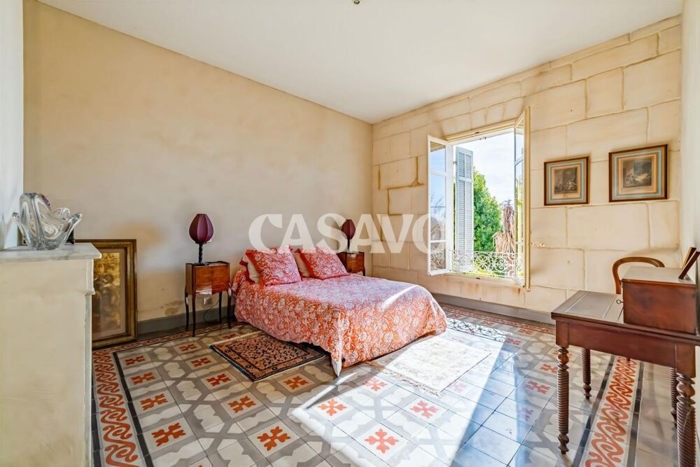 � vendre  Propri�t�/ch�teau Raphele Les Arles (13280)