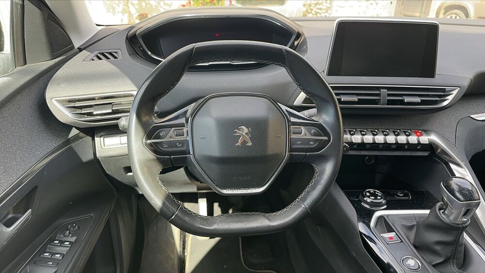 3008 II 1.2 PureTech 130 Allure 2017 occasion 65360 Bernac Debat