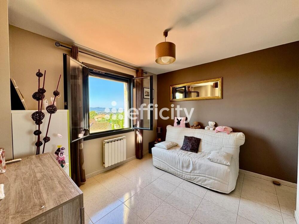 � vendre  Maison Toulon (83200)