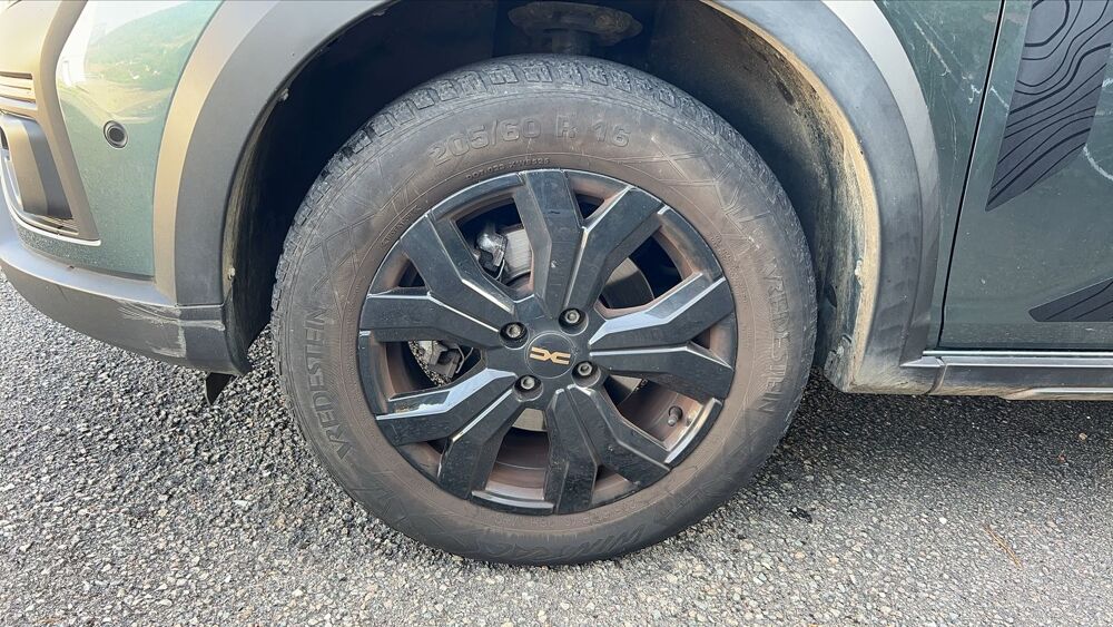 Jogger 1.6 Hybrid 140 BVA6 Extrem - Premi&egrave;re main Automatique 2023 occasion 25000 Besancon
