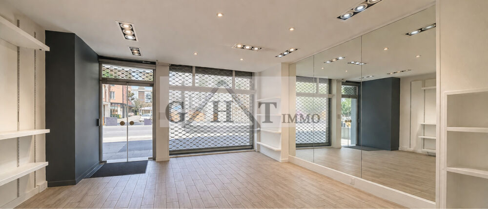   Local commercial 61m2 à vendre Saint Mandé 