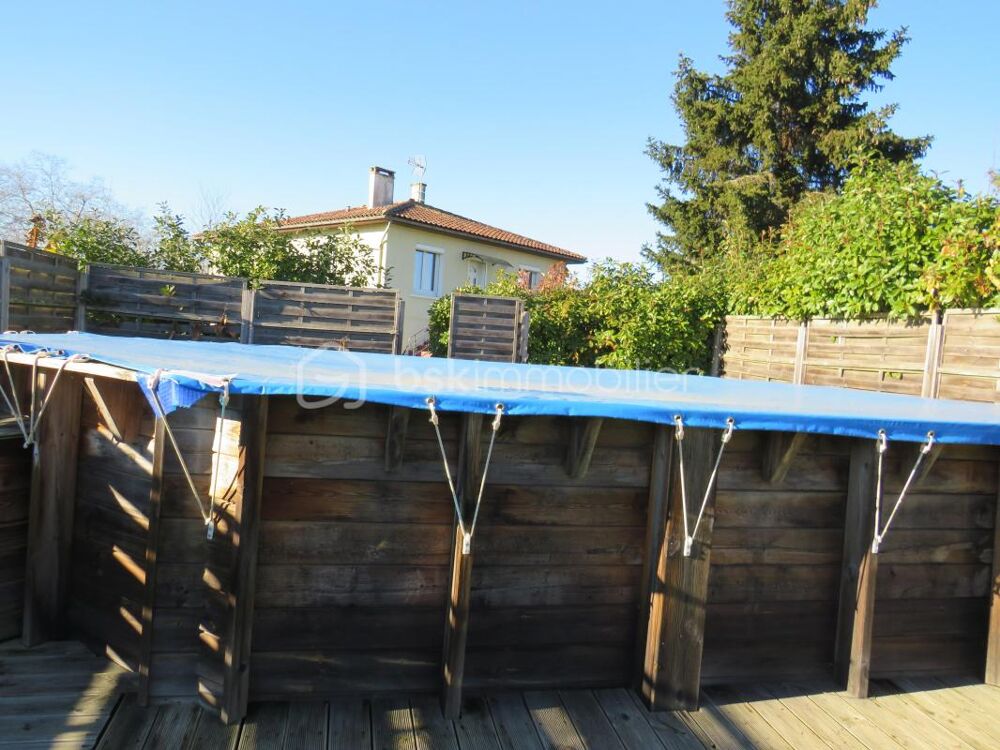 Maison dhabitation de 150 m² avec un appartement indépendant