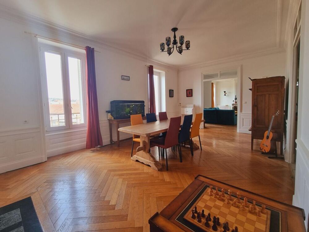 Appartement Villefranche Sur Saone centre 7 pièces 178 m2