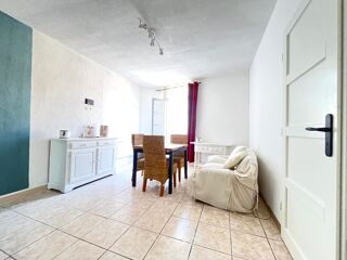  Appartement à louer 2 pièces 28 m²