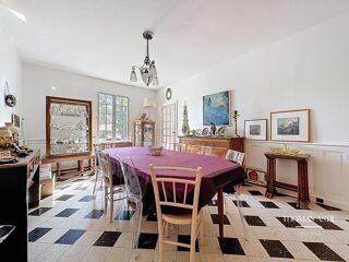  Maison � vendre 9 pi�ces 268 m�