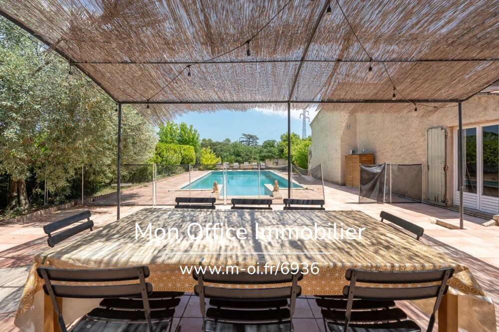 Référence : 6936-AUS - Pertuis - Maison familiale avec dépendance - Jardin et piscine