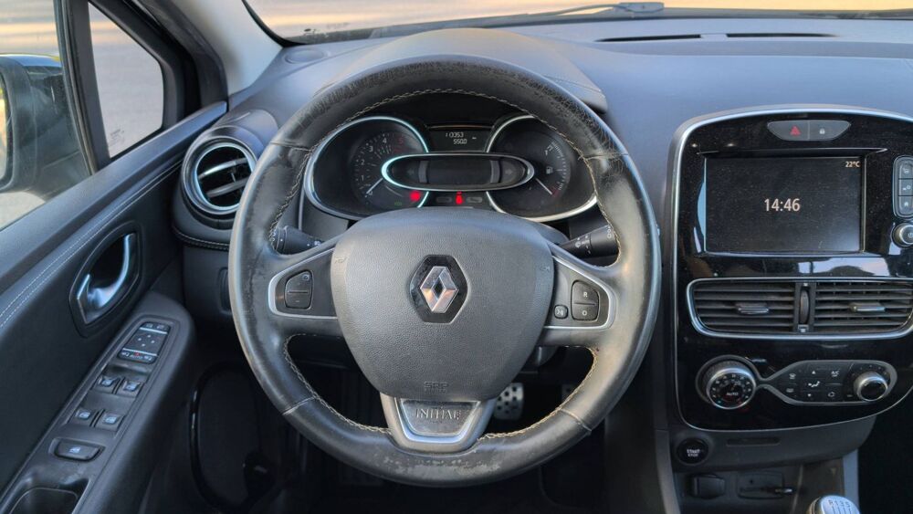 Clio 1.5 dCi 110 Initiale Paris 2017 occasion 20290 Borgo