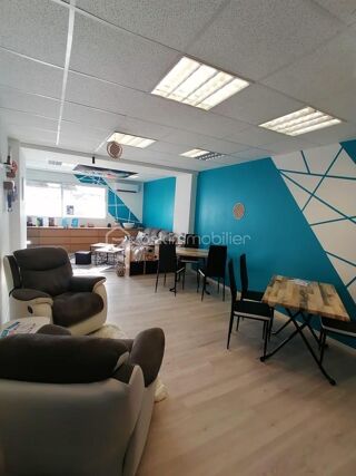  Immeuble  vendre 8 pices 200 m