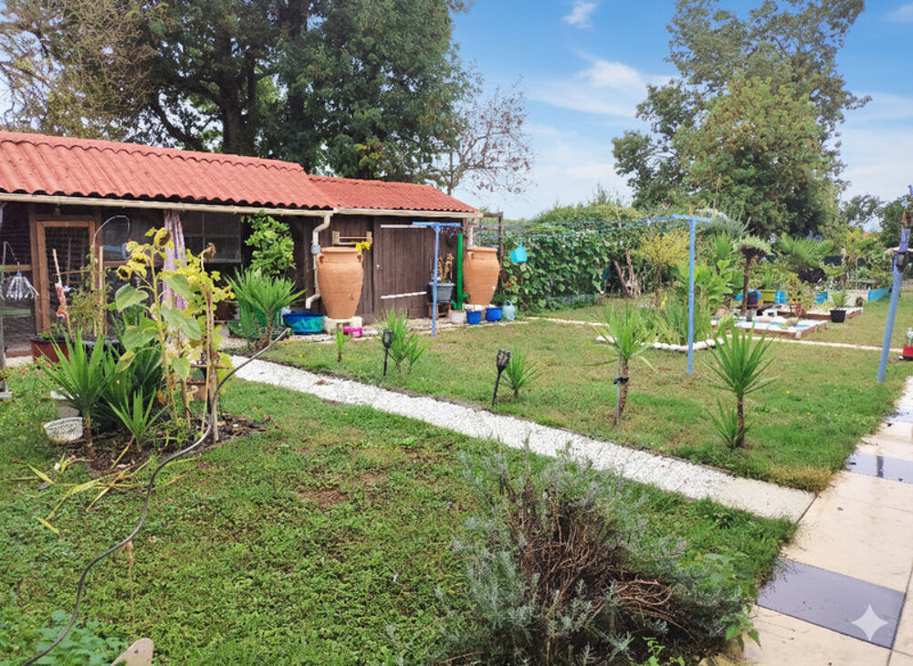 Charentaise rénovée 8 pièces  300 m²  Preguillac