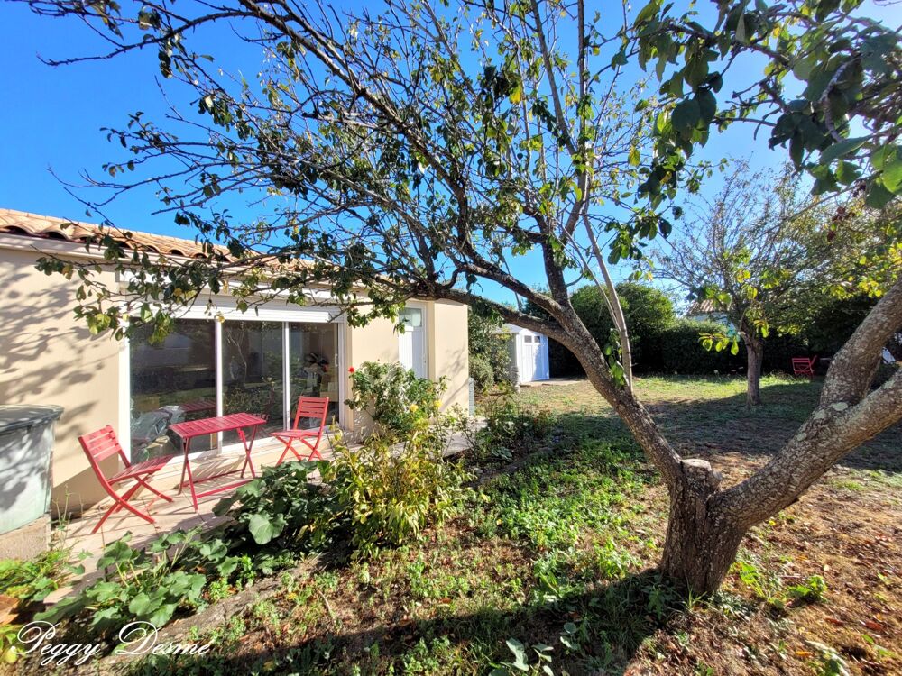 Vente Maison Maison à vendre 6 pièces SAINT XANDRE (17) - Plain-pied - 120 m2 habitables Maison principale et Studio indépendant - Parcelle 6 Saint xandre