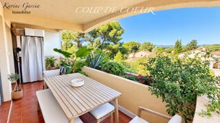 Vente Appartement A QUELQUES MINUTES A PIED DU PORT DU BRUSC - APPARTEMENT DE TYPE 2 - CAVE - PLACE DE PARKING PRIVATIVE Six fours les plages