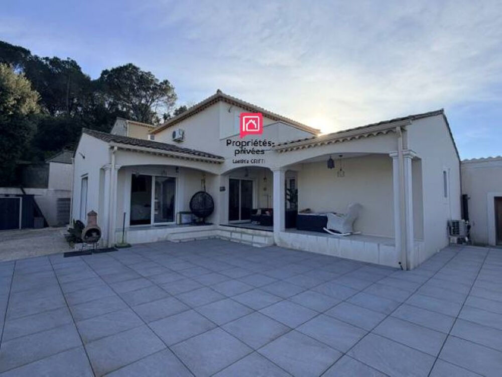 Maison Bagnols Sur Ceze 5 pièce(s) 144 m2