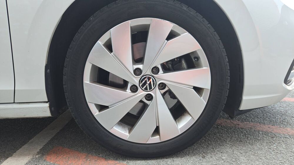 Golf VIII 1.5 eTSi 150 DSG7 R-Line 1st - Automatique Toit ouvrant 2020 occasion 83000 Toulon