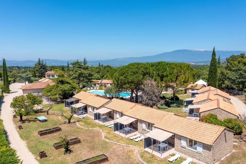 à vendre  Propriété/château La Roque-sur-Pernes (84210)