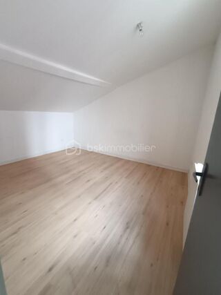  Immeuble � vendre 15 + pi�ces 386 m�