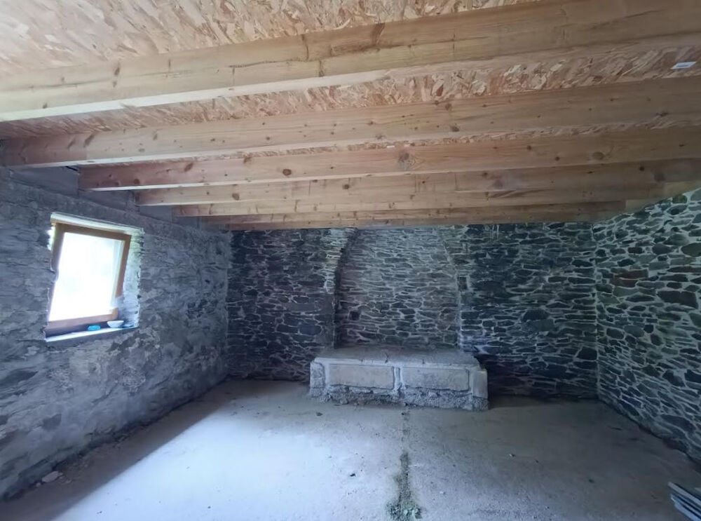 29540 Spézet maison en pierres à totalement aménager
