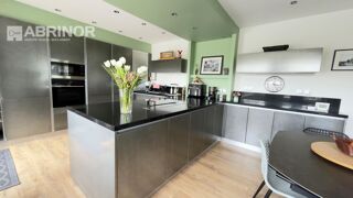  Villa � vendre 12 pi�ces 320 m�