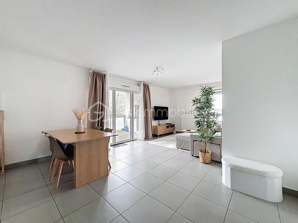 Appartement T3 de 72m2 avec Terrasse + Parking