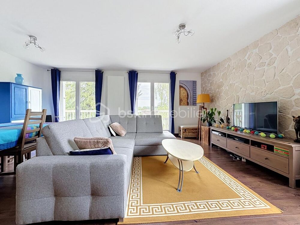 Vente Appartement EZANVILLE - Appartement 4 pièces 90m² – Dernier étage au 4ème AVEC ascenseur, balcon, 2 places de parking et 1 cave Ezanville