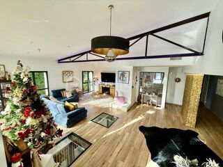  Propri�t�/ch�teau � vendre 6 pi�ces 293 m�