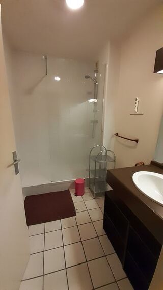  Appartement à louer 3 pièces 72 m²