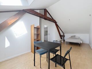  Appartement à louer 1 pièce 28 m²