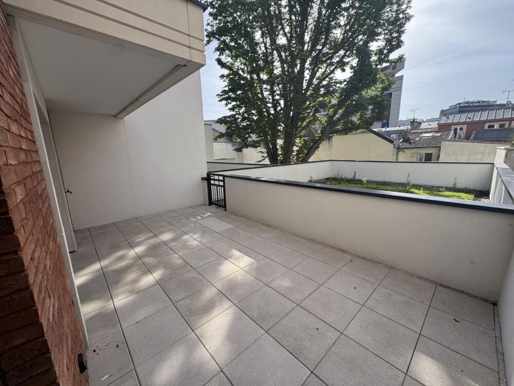 Vente Appartement * DEJA LIVRE - 4 PIECES -TERRASSE 22m2  - PARKING- Proche Métro Saint ouen sur seine