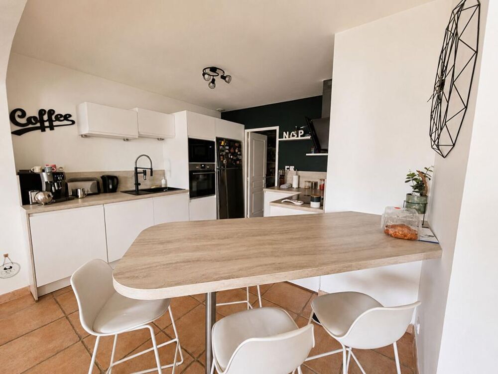 Vente Villa Belle villa de 147m² de plein pied avec Piscine Creissan