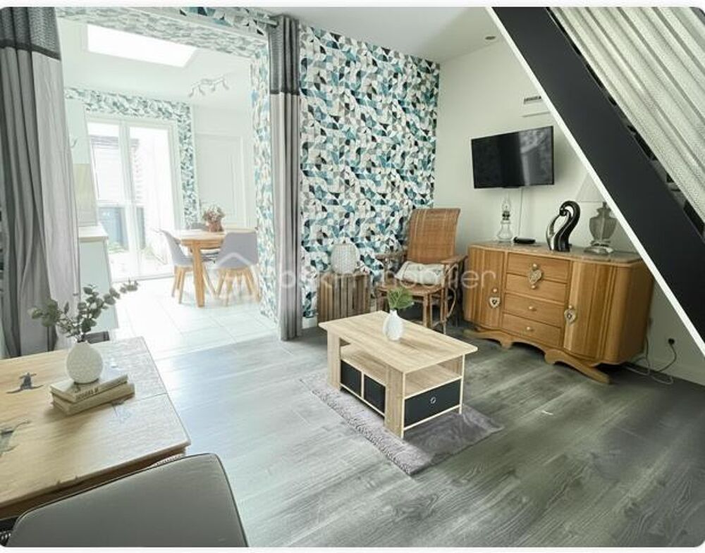 COMINES  MAISON DE VILLE  3 CHAMBRES + BUREAU  EXTÉRIEUR