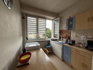  Immeuble  vendre 10 pices 180 m