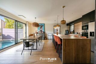  Maison à vendre 6 pièces 195 m²