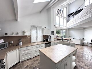  Maison � vendre 8 pi�ces 265 m�