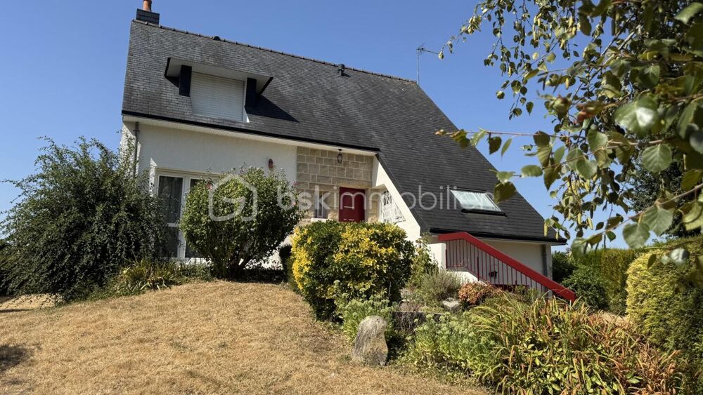 Vente Maison MAISON TRADITIONNELLE - 5 PIÈCES - 3 CHAMBRES + 1 BUREAU - SOUS-SOL COMPLET - JARDIN CLOS ET ARBORÉ Chartres de bretagne