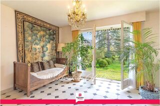  Maison à vendre 11 pièces 198 m²