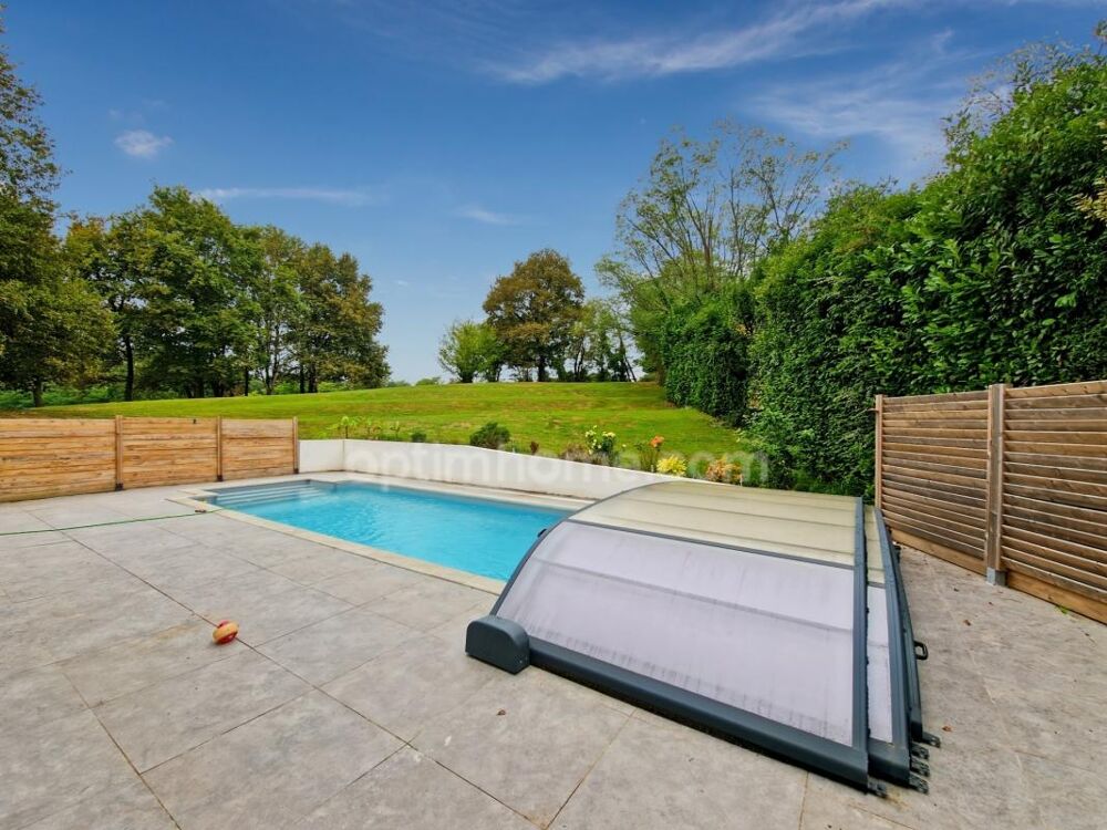 Maison de plus de 270M2 à vendre 9 pièces-5 chambres-piscine- HABAS (40)