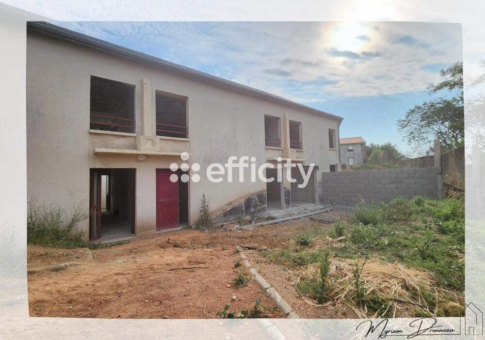 Appartement 4 pièces 93 m² · à Sevremoine · 93 m² · 102 000 €